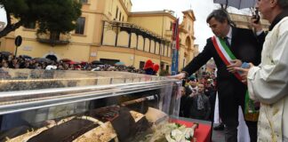 Foggia, tantissimi fedeli per il passaggio del corpo di San Pio