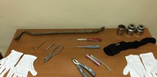 Furto in abitazione in via Rovelli, arrestati 4 extracomunitari