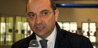 Riccardi: ecco perché non mi dimetto da sindaco