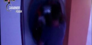 Chiedevano 300mila euro minacciando di morte i titolari di una azienda