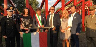 Inaugurata Around the Drop, la scultura dedicata ai donatori di sangue