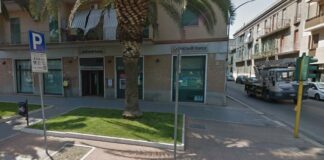 Tentata rapina alla filiale Unicredit di corso Roma