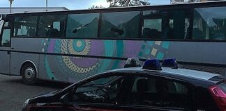 Calcio violento: sassaiola dei tifosi del Vieste contro il bus del Sannicandro