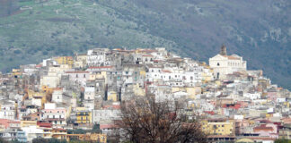 Assenteismo: ai domiciliari una decina di dipendenti del Comune di Carpino