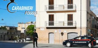 Nasconde panetto di hashish nella chitarra: arrestato 37enne incensurato