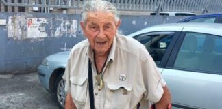 Nonno Ciccio, segue il Foggia da 82 anni e la società gli regala l’abbonamento allo stadio