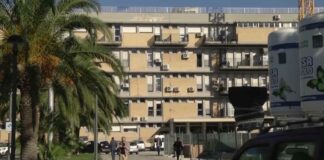 Altri 2 migranti positivi al Covid fuggono all’alba dal “Riuniti”