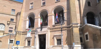 Nuova bufera sul Comune: polemiche e veleni per un concerto di solidarietà per Gaza