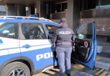 15enne armato di coltello ruba la collana d’oro ad un 14enne: arrestato
