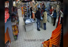 «Buonasera a tutti», e rapinano il supermercato: succede a Cerignola