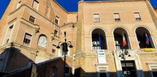 Foggia, silenzio del Comune su cruciali delibere. Alcuni consiglieri si rivolgono al Prefetto