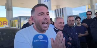 Cerignola, bufera al presidio degli autotrasportatori: l’ex ministro Alemanno mandato via