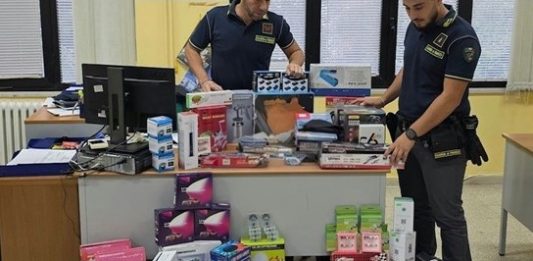 San Nicandro Garganico: la Finanza sequestra oltre 360 prodotti insicuri 