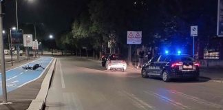 Paura a Foggia: bici elettrica si scontra con un’auto, 17enne sfonda il parabrezza